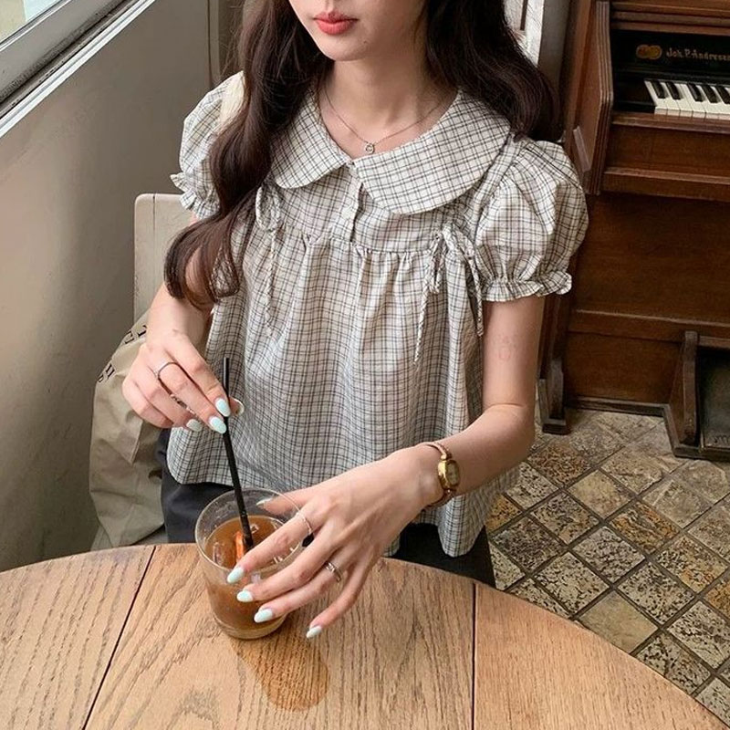 Female Clothing Preppy Style D - огляд і ціна Vintage Toy Collector