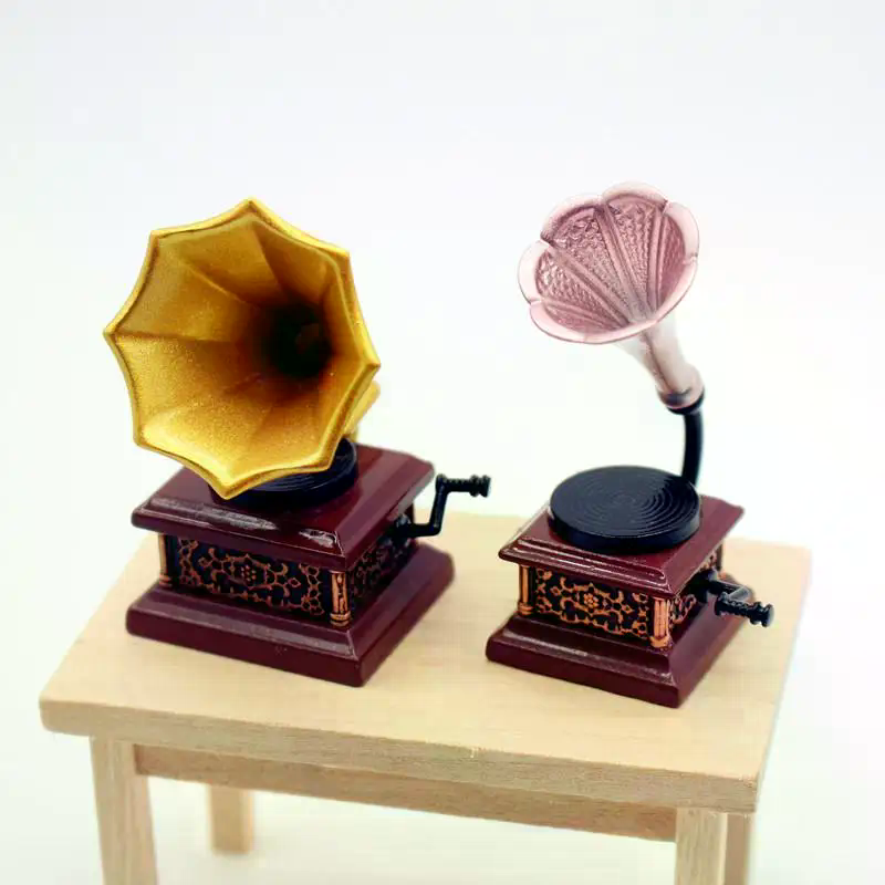 Dollhouse Vintage Phonograph M - огляд і ціна Vintage Toy Collector